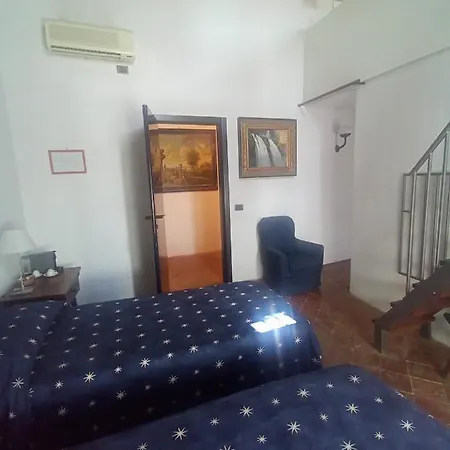 Del Glicine מלון 3*